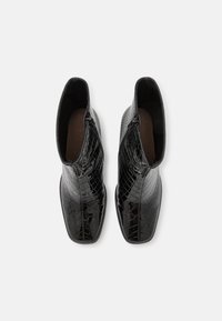 Pieces Botines - black