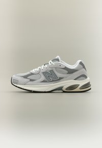 Non sélectionné, raincloud/harbor grey/white