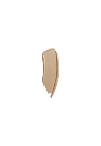 Échantillon de fond de teint liquide beige avec une texture lisse et crémeuse et un léger brillant, présenté sur un fond blanc.