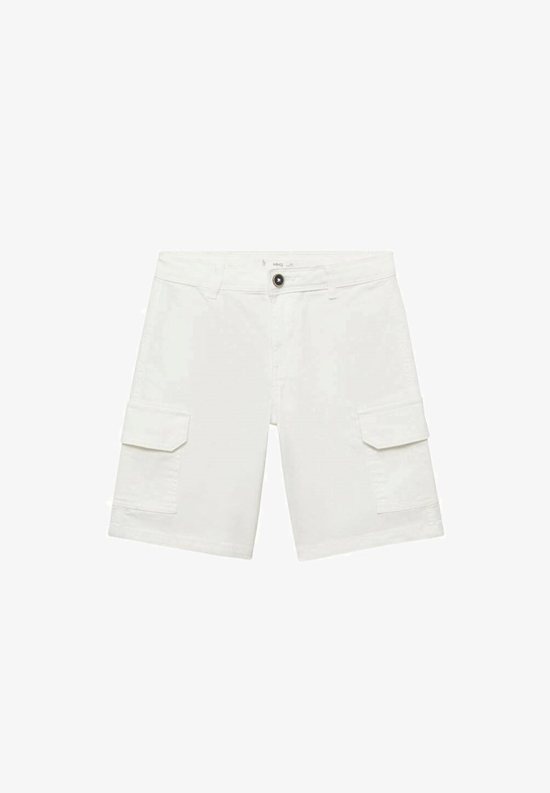Biele cargo šortky s dvoma prednými vreckami a dvoma bočnými vreckami, vyrobené z bavlneného zmesového materiálu s gombíkovým zapínaním.