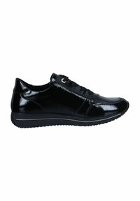 Zwarte lakleren sneaker met een gladde oppervlakte, ronde neus, vetersluiting aan de voorkant en een contrasterende zool. Gouden accent bij de veterogen.