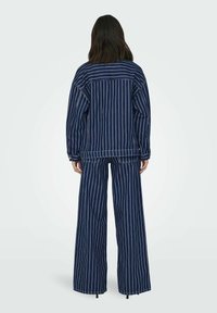 ONLY LANGÄRMELIGE - Jeansjacka - dark blue denim