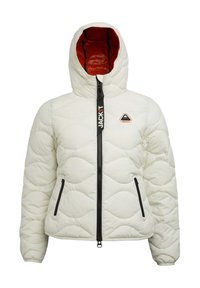 Puffjacka i off-white med en kviltad textur, frontdragkedja, svarta detaljer och fodrad huva i rött. Har en liten logotyp på bröstet.