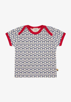 Kurzarm-T-Shirt aus Baumwolle mit einem blauen Affenmuster auf weißem Hintergrund, mit rotem Saum am Kragen und an den Ärmeln.