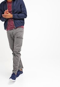 G-STAR Tygbyxor - dark grey