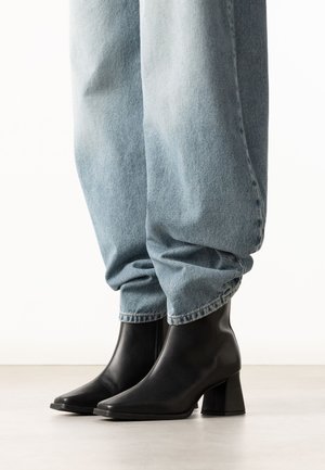 sacha, SCHWARZE STIEFELETTEN MIT BLOCKABSATZ - Lage laarzen - black