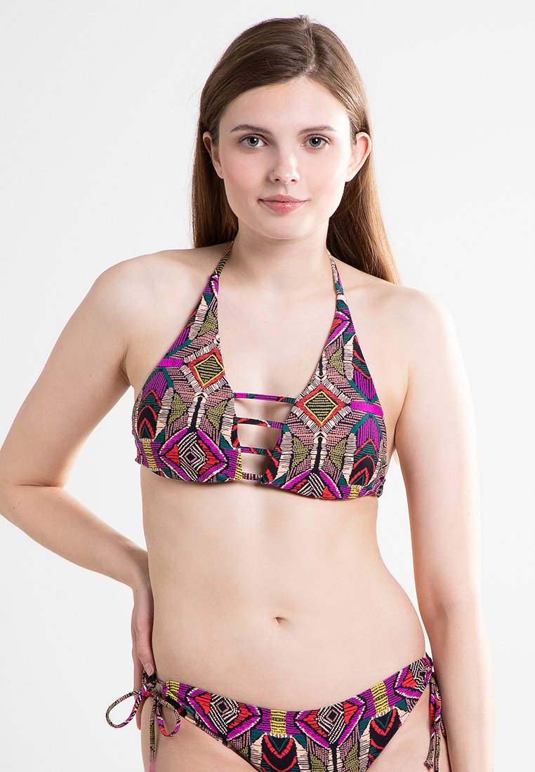 Sutien costum de baie din două piese