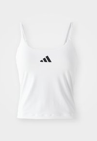 Witte tanktop met dunne bandjes, met een zwart adidas-logo op de voorkant. De stof heeft een gladde textuur en een aansluitende pasvorm.