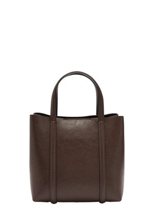 Brązowa torba typu tote ze skóry o gładkiej fakturze, z dwoma uchwytami i pionowymi przeszyciami. Prostokątny kształt z otwartym wierzchem zapewniającym łatwy dostęp.
