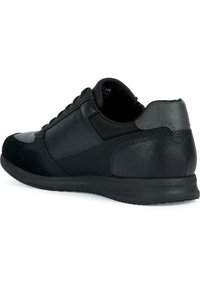Geox U AVERY - Zapatillas - black