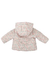Chaqueta acolchada con estampado floral en tela suave; cuenta con capucha, mangas largas y tonos pastel de rosa y verde con un diseño acolchado.