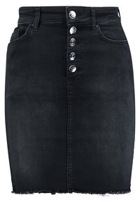 Svart denimkjol med en åtsittande design, med framknäppning, fem knappar och en fransad nederkant.