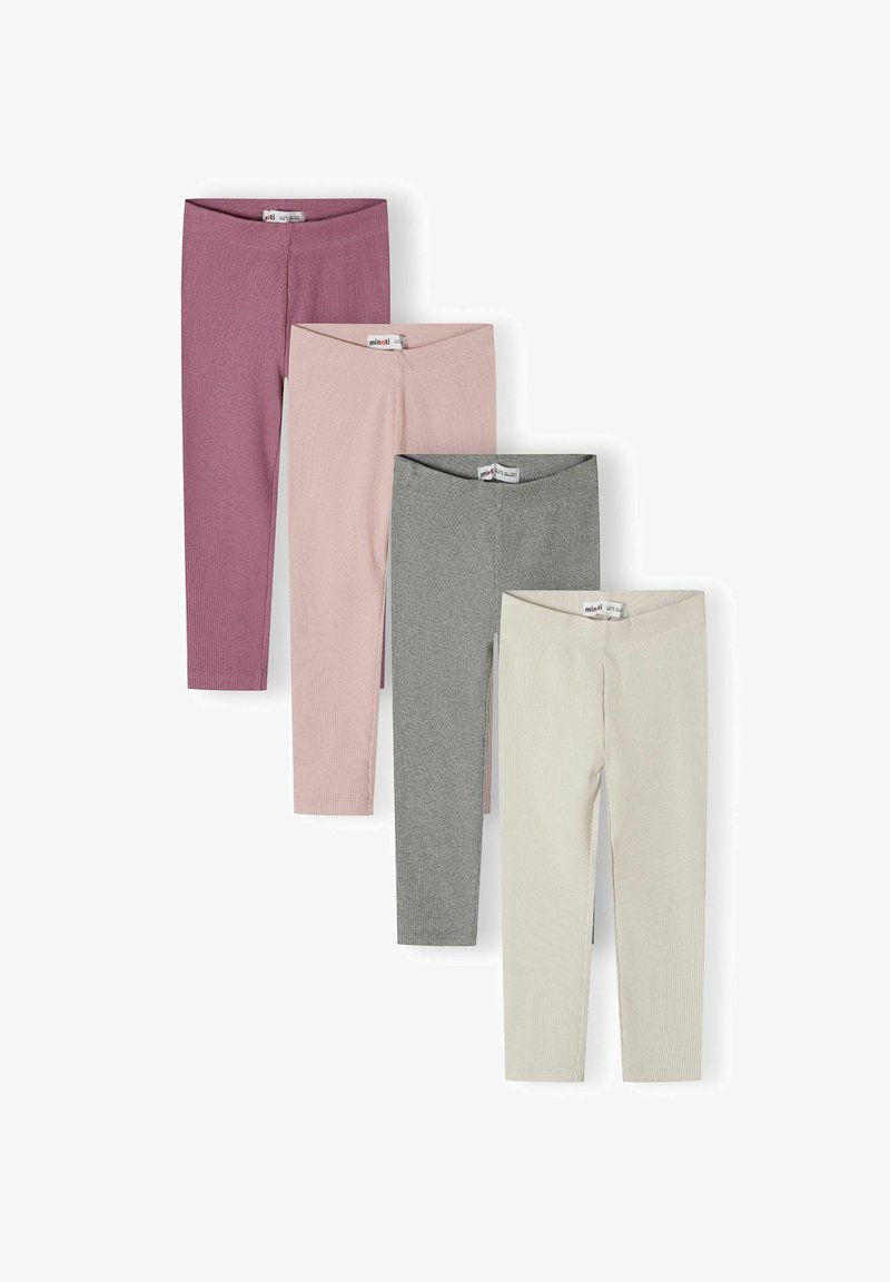 Négy pár bordázott kötött leggings mályva, világos rózsaszín, szürke és krémszínű árnyalatban, fehér háttéren, átfedésben elhelyezve.