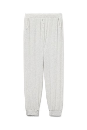 Szare prążkowane spodnie piżamy z elastycznym pasem, trzema guzikami na górze i dwiema bocznymi kieszeniami. Rękawy przy kostkach. Miękka tekstura.