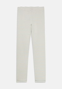 Leggings de couleur crème avec des rayures horizontales bleu clair, texture côtelée et coupe ajustée, posés à plat sur un fond blanc.