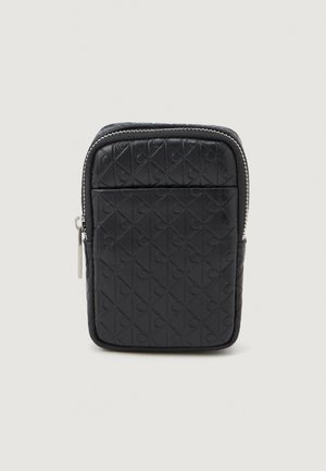 EMBOSSED EMBLEM BAG TAG UNISEX - Peňaženka - black