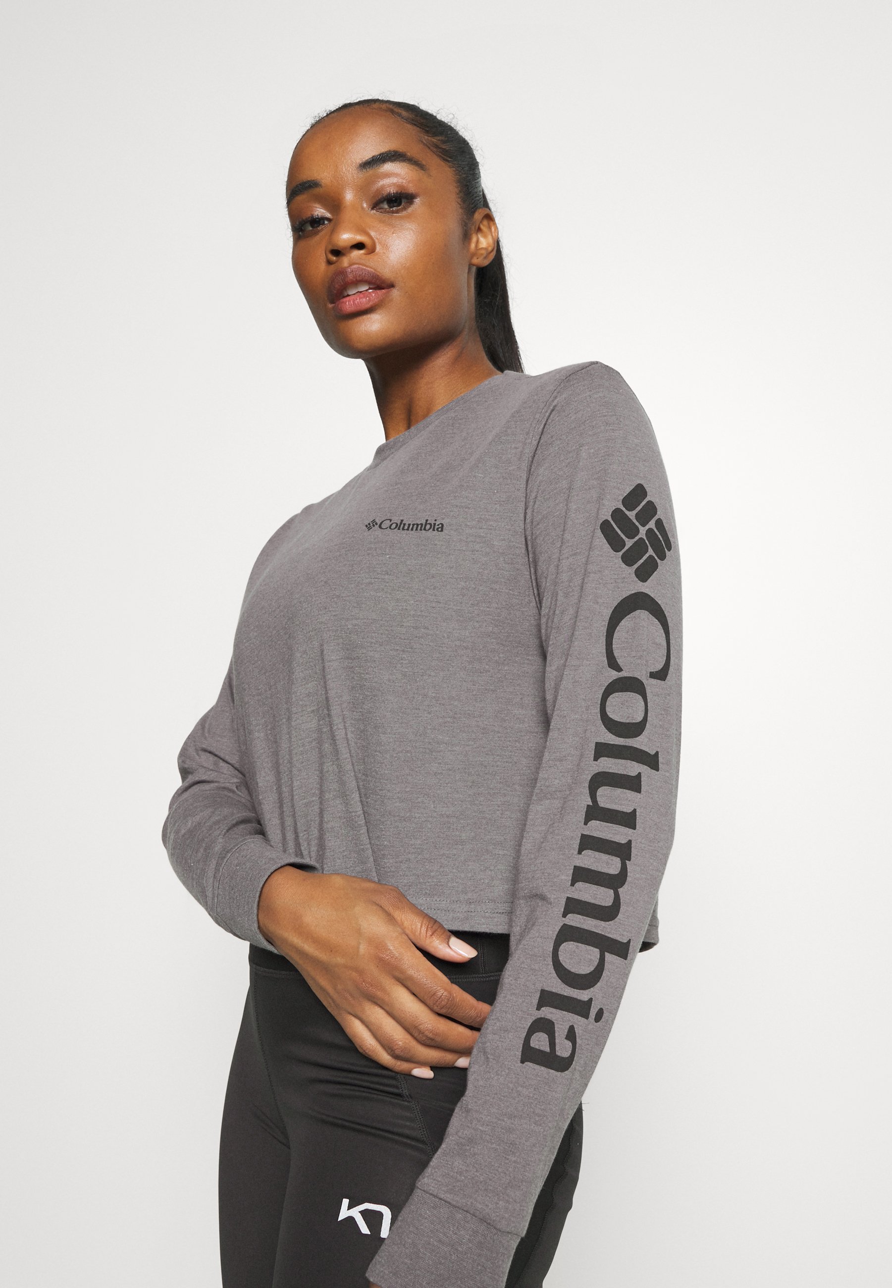 long sleeve cropped tee