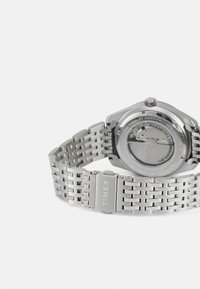 Timex WATERBURY DIVE AUTOMATIC - Horloge - silver-coloured/black
