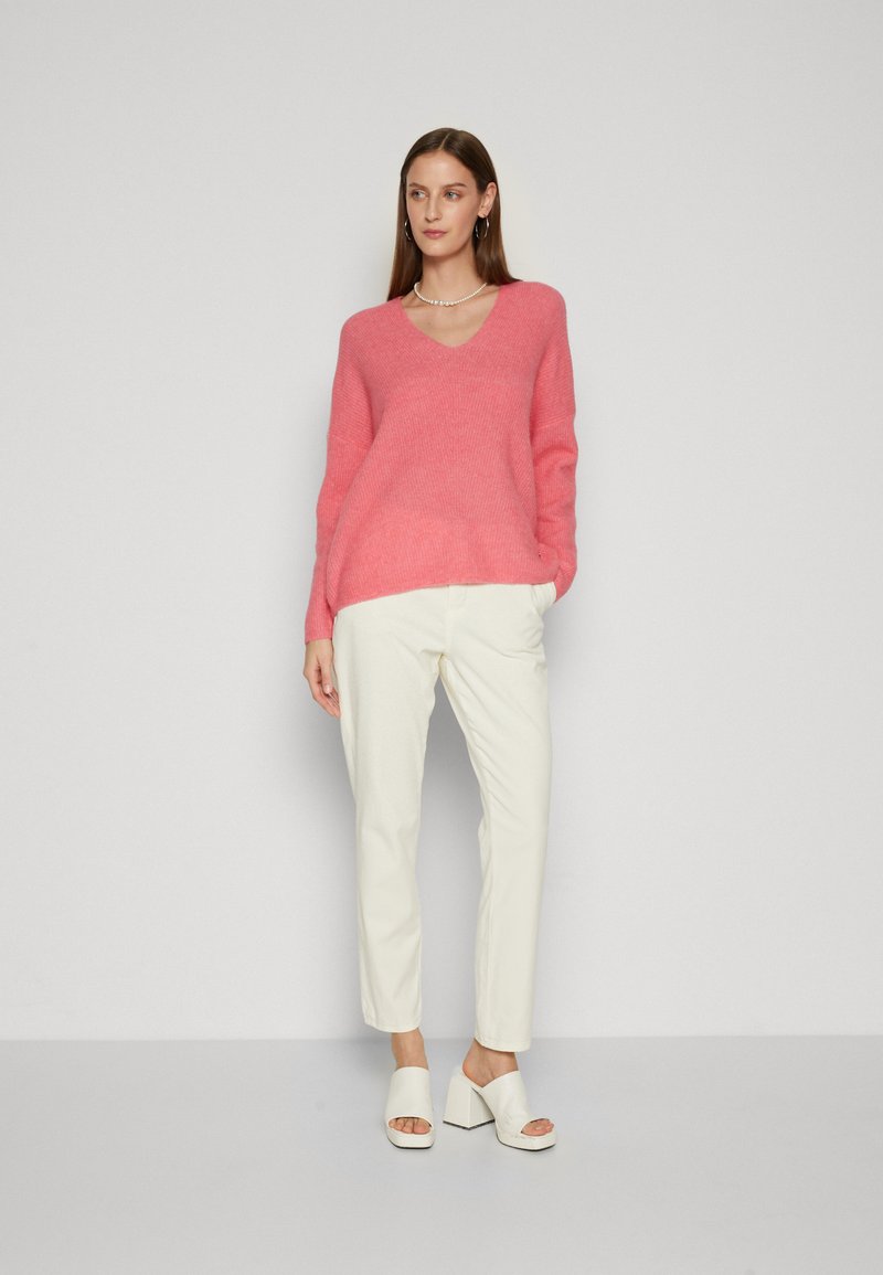 Mos Mosh THORA V-NECK - Strickpullover - camellia rose/pink 