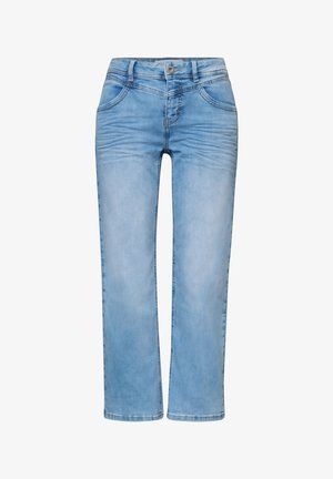 Lichtblauwe spijkerbroek met voorzakken, knoopsluiting en subtiele slijtage details rond de dijen en heupen.