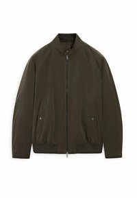 Olivengroene bomberjack, lichtgewicht nylon materiaal, ritssluiting aan de voorkant, geribbelde manchetten en zoom, twee zijzakken met drukknoopsluitingen.