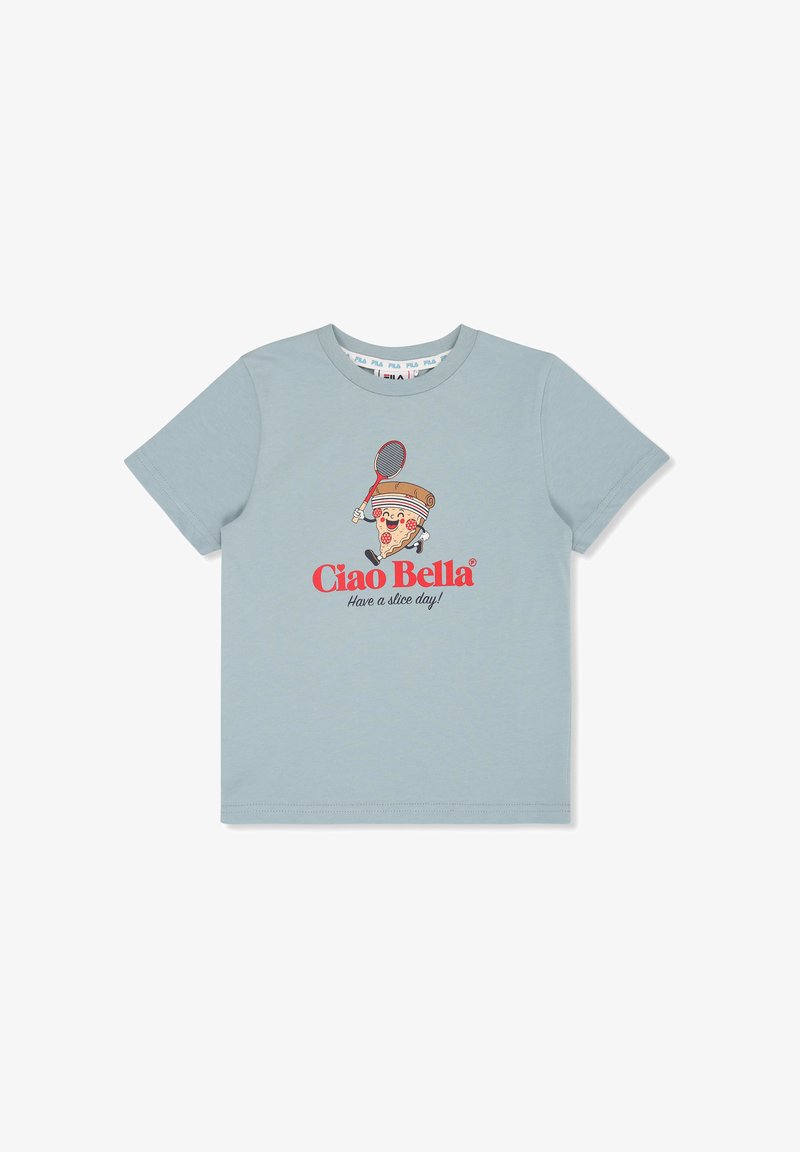 T-shirt di cotone azzurro chiaro con maniche corte. Presenta una grafica stampata di una fetta di pizza sorridente che tiene una racchetta da tennis rossa e del testo sottostante.