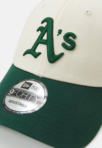 New Era PATCH 9FORTY UNISEX - Gorra - light cream