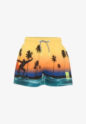 Shorts de bain jaunes avec un design de palmier noir et de skateur, sur un fond de coucher de soleil dégradé et des accents verts. Taille élastique incluse.