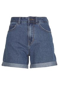 Jeansshorts i mörkblått med en avslappnad passform. Har uppvikta fållar, framfickor och en femficksdesign. Klassisk knapplåsning.