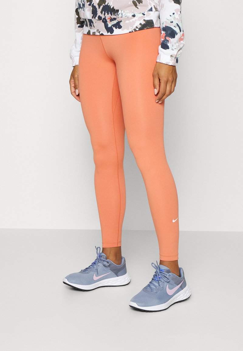 Nike Performance ONE - Leggings - madder root