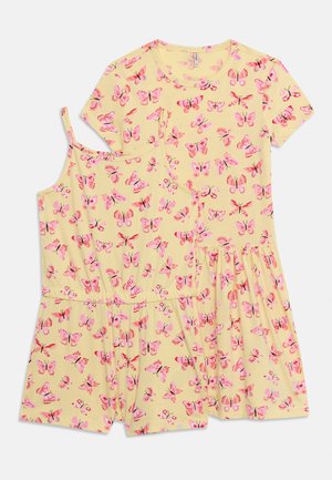 Tenues jaunes pour filles avec imprimé papillon rose, une combinaison sans manches et une robe à manches courtes.