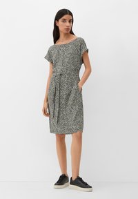 s.Oliver MIT BINDE-DETAIL - Sukienka letnia