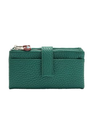 Zielony skórzany portfel o fakturze, z zapięciem na zamek błyskawiczny i przednią klapą. Posiada gładki akcent na uchwycie zamka oraz wiele przegródek.