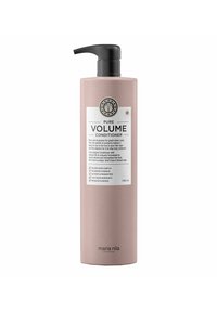 Lichtroze cilindervormige fles met conditioner en zwarte pomp, witte label met de tekst "Pure Volume" en bevat 1000 ml, gemarkeerd als vegan.