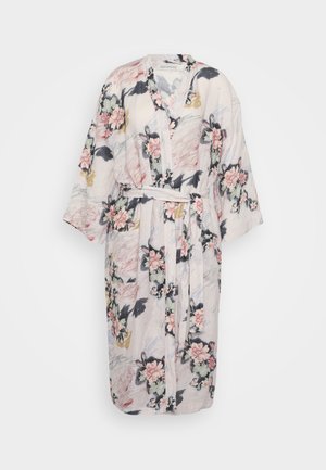 Floral kimono in lightweight fabric, featuring a mix of pink, green, and black patterns. Long sleeves and a belted waist.