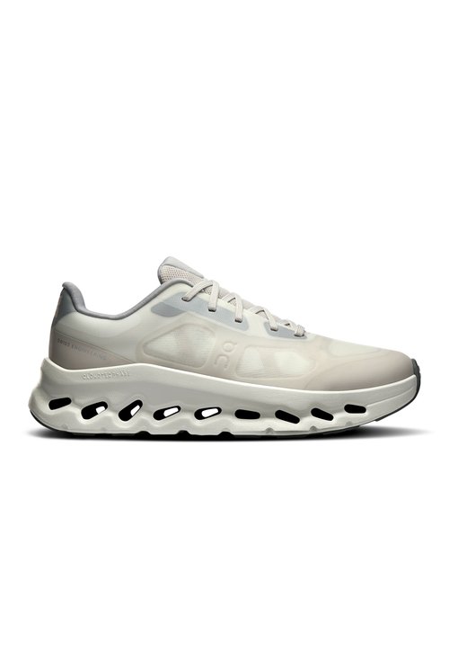 On Zapatillas de deporte grises de diario Cloudtilt Remix de — photo 5