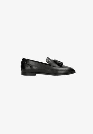Schwarze Lederloafer mit flacher Sohle, versehen mit einer Quasten-Frontdetail und glatter Textur. Einfaches Design ohne sichtbare Logos.