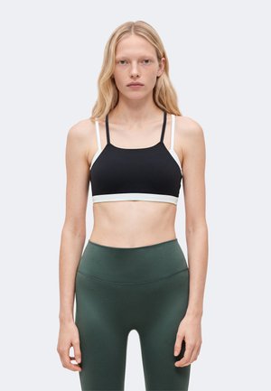 Nike Performance, ZENVY LAYER BRA - Brassières de sport à maintien léger - black/white/cool grey