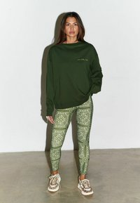 Never Fully Dressed Sudadera - green