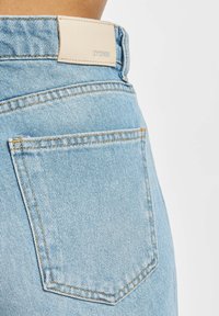 2Y Premium FRIEDA  - Avar lõikega teksad - blue