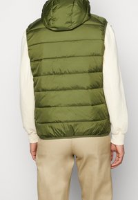 Ellesse Väst - khaki