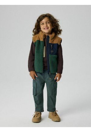 Name it, GILET TEDDY - Bodywarmer - jungle green