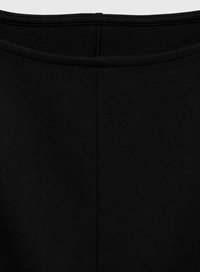 Thumbnail Image 6