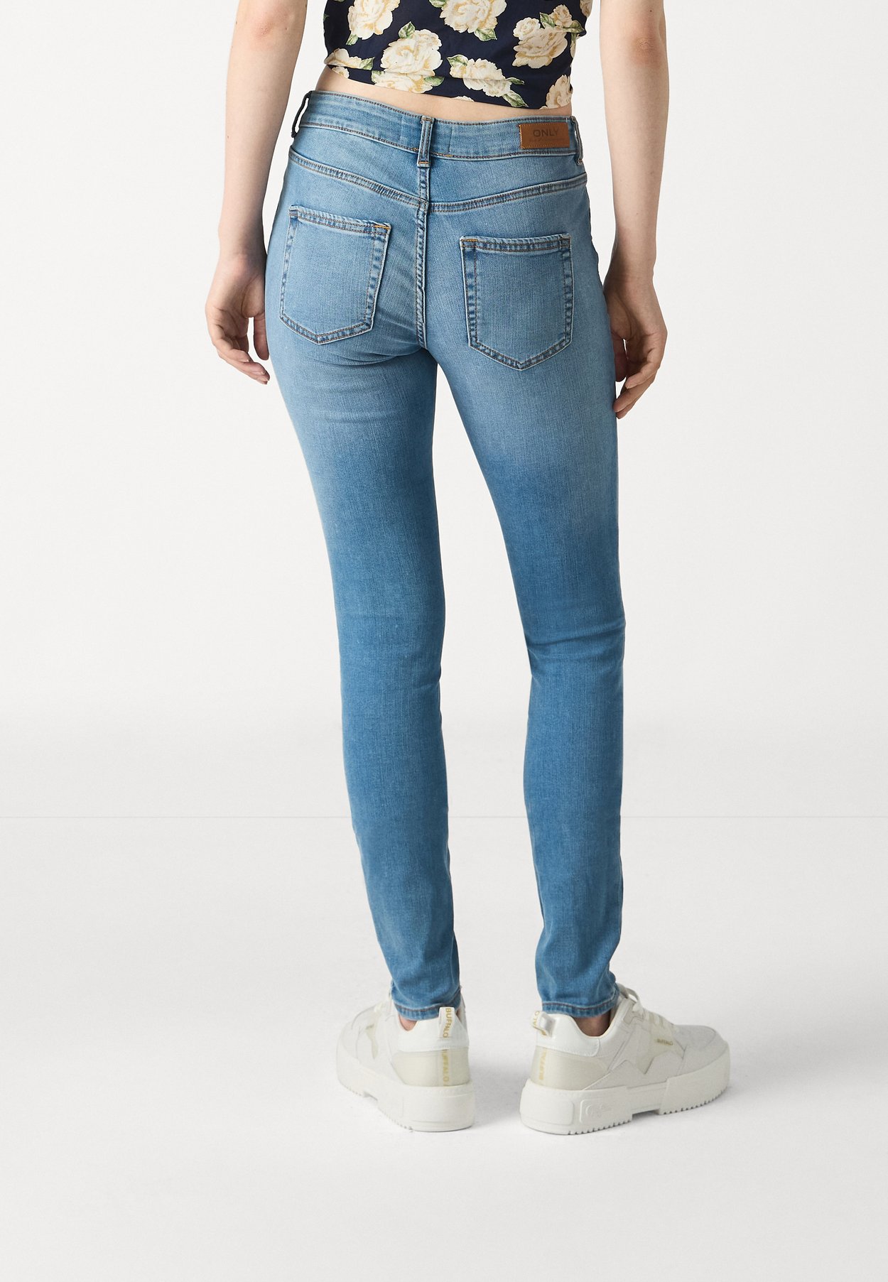 ONLHUSH MID BUTTON