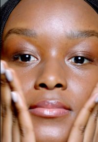 NARS PURE RADIANT TINTED MOISTURIZES - Fond de teint - norwich