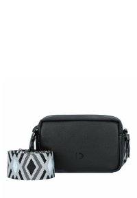 Schwarze Leder-Crossbody-Tasche mit strukturiertem Finish, ausgestattet mit einem gemusterten grauen und schwarzen Riemen mit Diamantdesigns. Verstellbarer Riemen enthalten.
