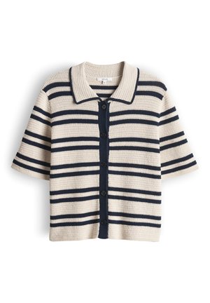 Beige, gebreid kort mouwen vest met marineblauwe horizontale strepen, een kraag en zwarte knopen aan de voorkant.