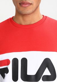 Fila Sudadera - red