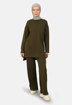 REFKA SET - Jumper - khaki
