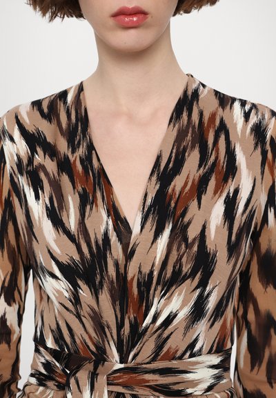 Diane von Furstenberg HADES DRESS - Koktel haljina / svečana haljina - camel